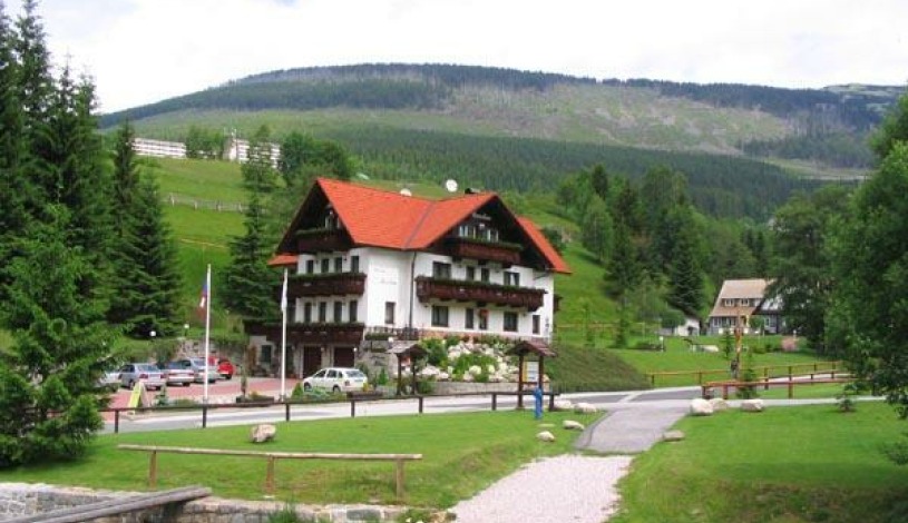 Hotel Martin a Hotel Kristýna Špindlerův Mlýn